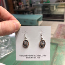 Load image into Gallery viewer, The Lee Earrings
